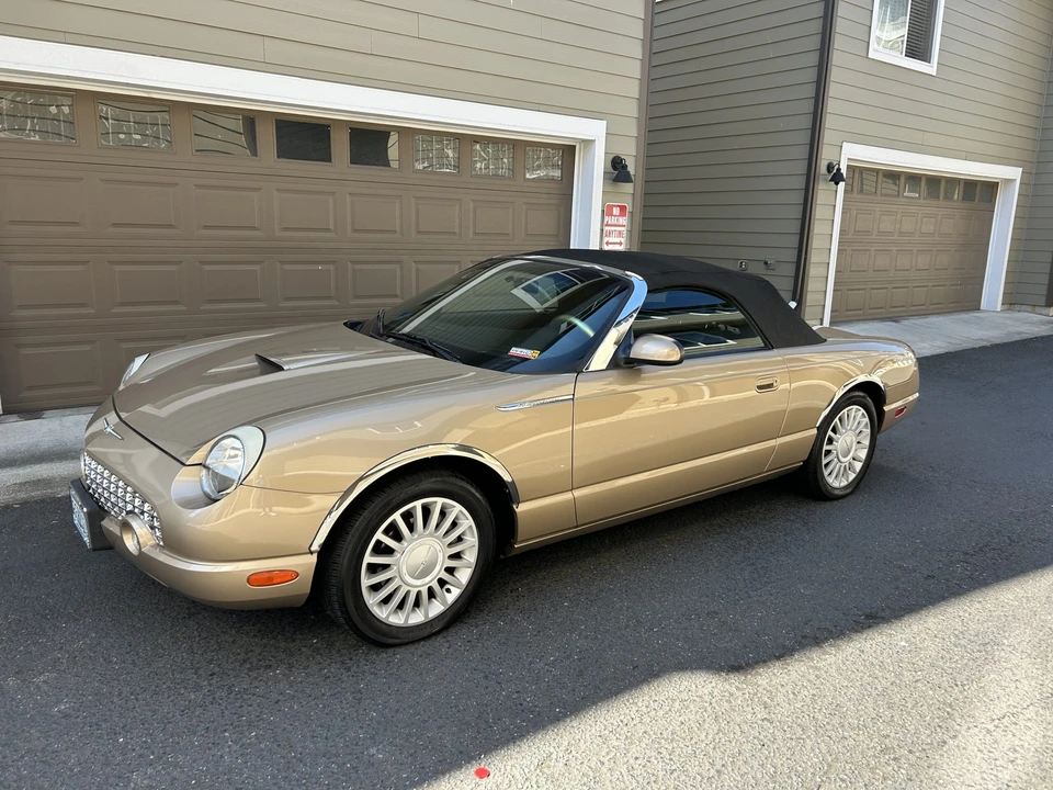 2005 Ford Thunderbird 11th Gen - Image 2 of 20