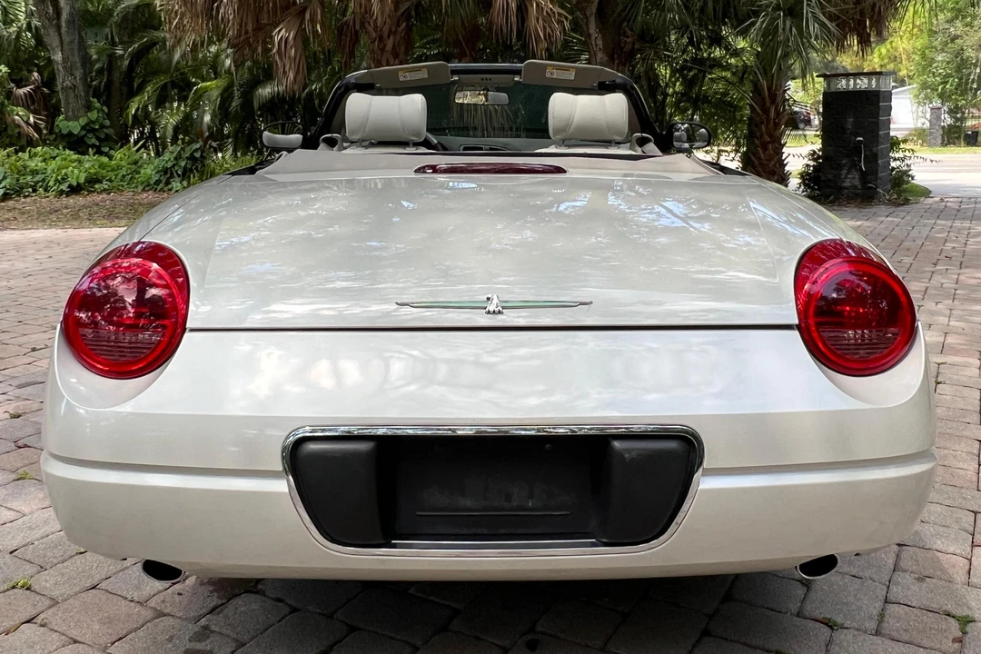 2005 Ford Thunderbird 11th Gen - Image 5 of 31