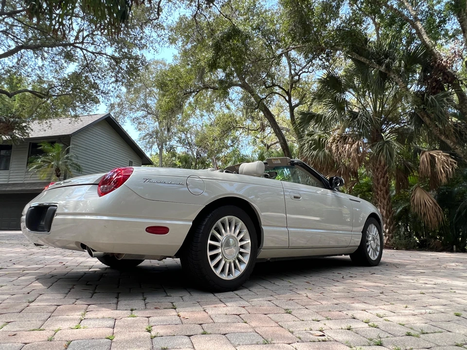 2005 Ford Thunderbird 11th Gen - Image 31 of 31