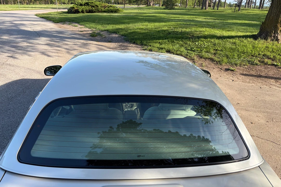 2005 Ford Thunderbird 11th Gen - Image 25 of 31