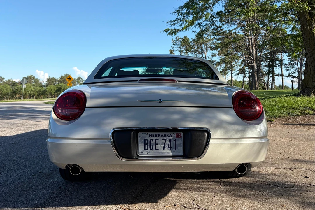 2005 Ford Thunderbird 11th Gen - Image 12 of 31
