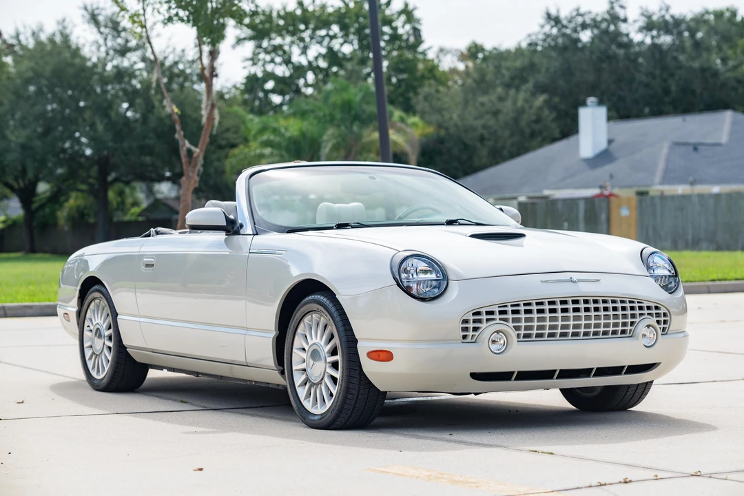 2005 Ford Thunderbird 11th Gen - Image 11 of 31