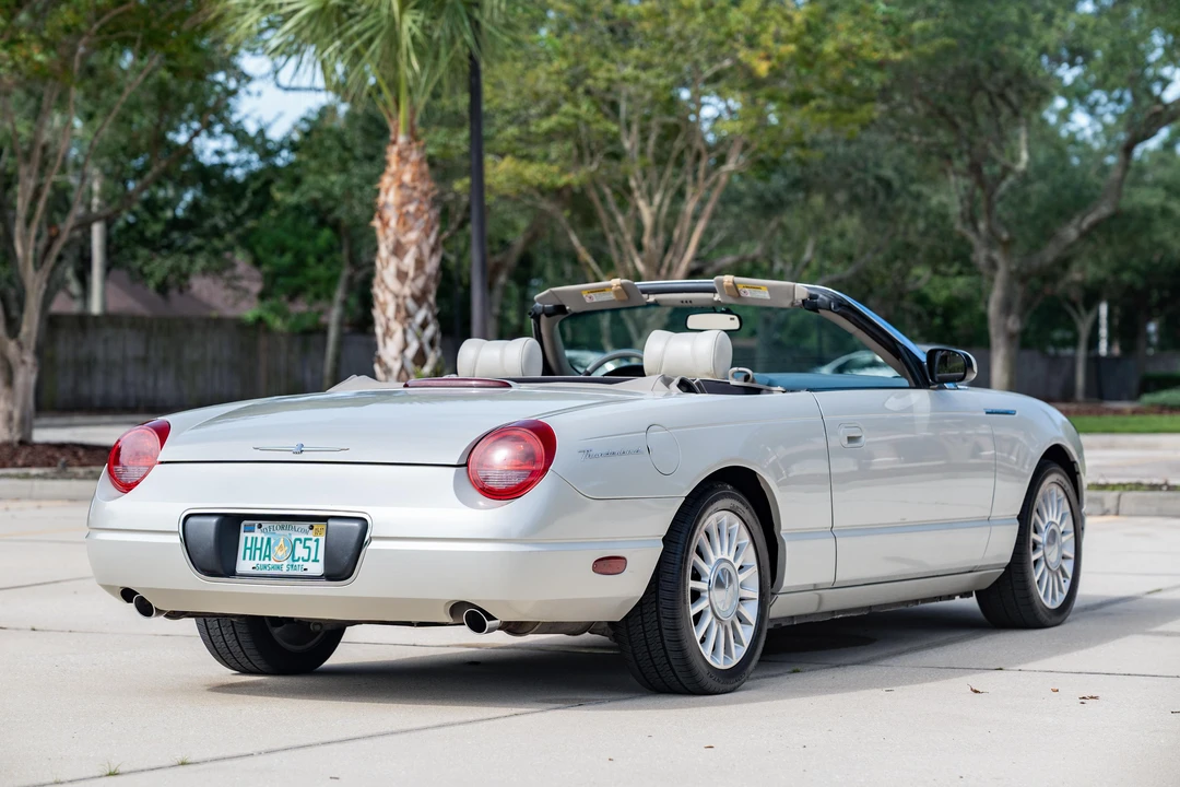 2005 Ford Thunderbird 11th Gen - Image 10 of 31