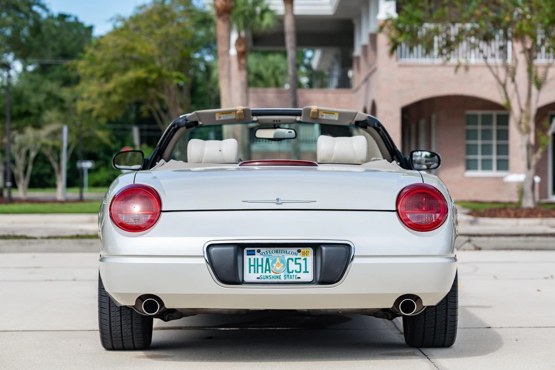 2005 Ford Thunderbird 11th Gen - Image 5 of 31