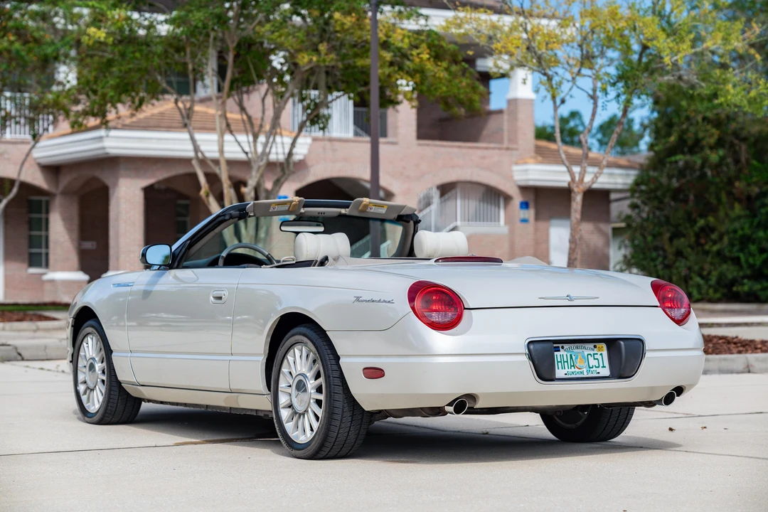 2005 Ford Thunderbird 11th Gen - Image 9 of 31