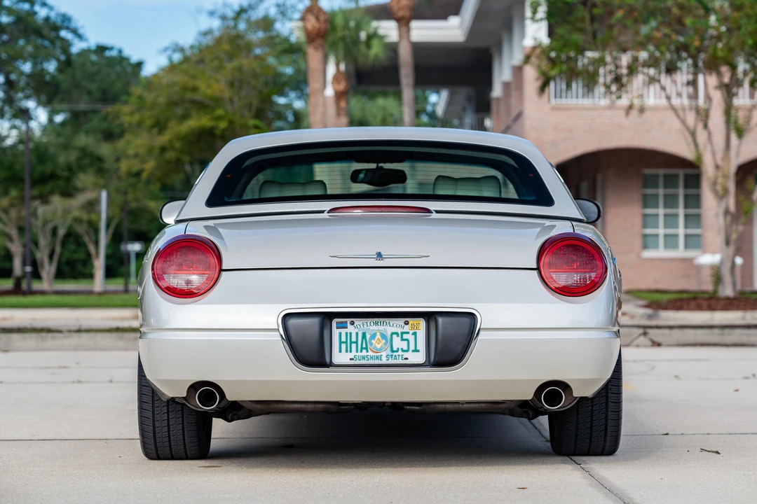 2005 Ford Thunderbird 11th Gen - Image 14 of 31