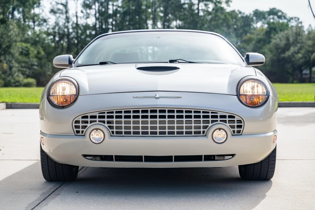 2005 Ford Thunderbird 11th Gen - Image 12 of 31