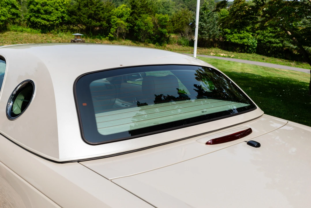 2005 Ford Thunderbird 11th Gen - Image 25 of 31