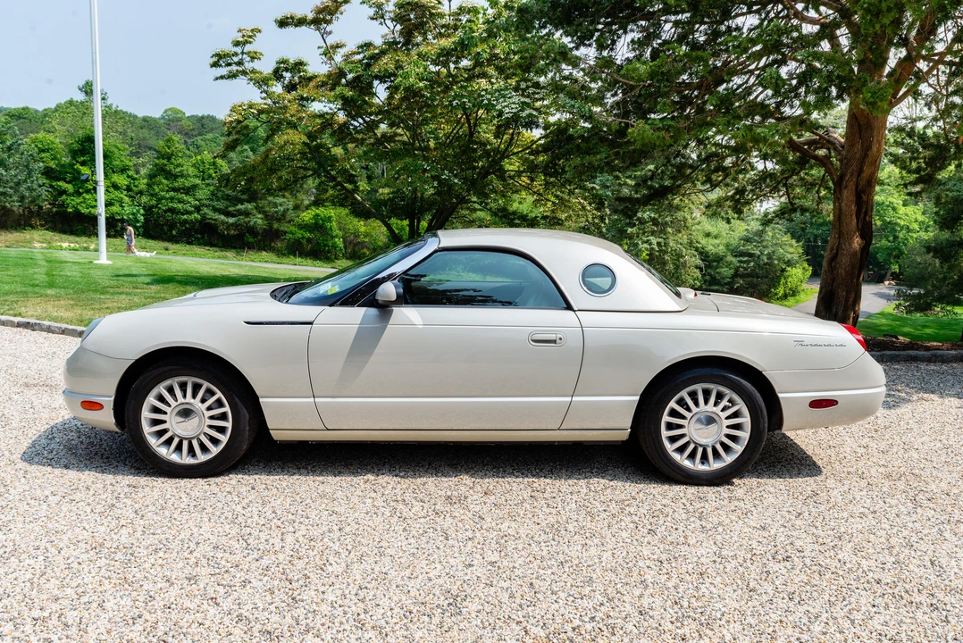 2005 Ford Thunderbird 11th Gen - Image 8 of 31