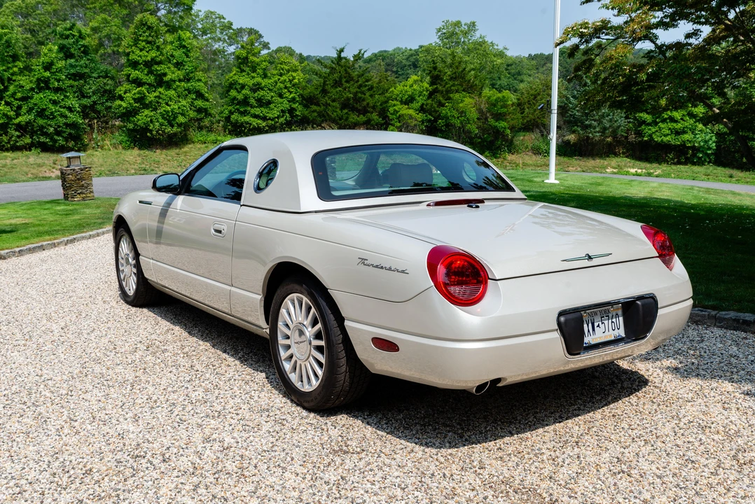 2005 Ford Thunderbird 11th Gen - Image 9 of 31