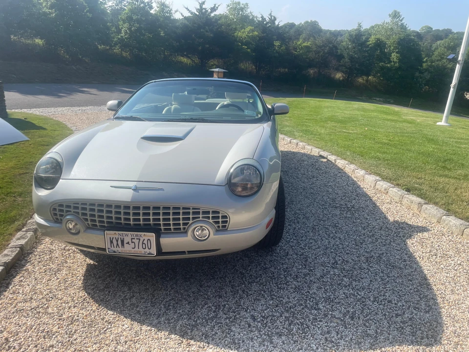 2005 Ford Thunderbird 11th Gen - Image 15 of 31