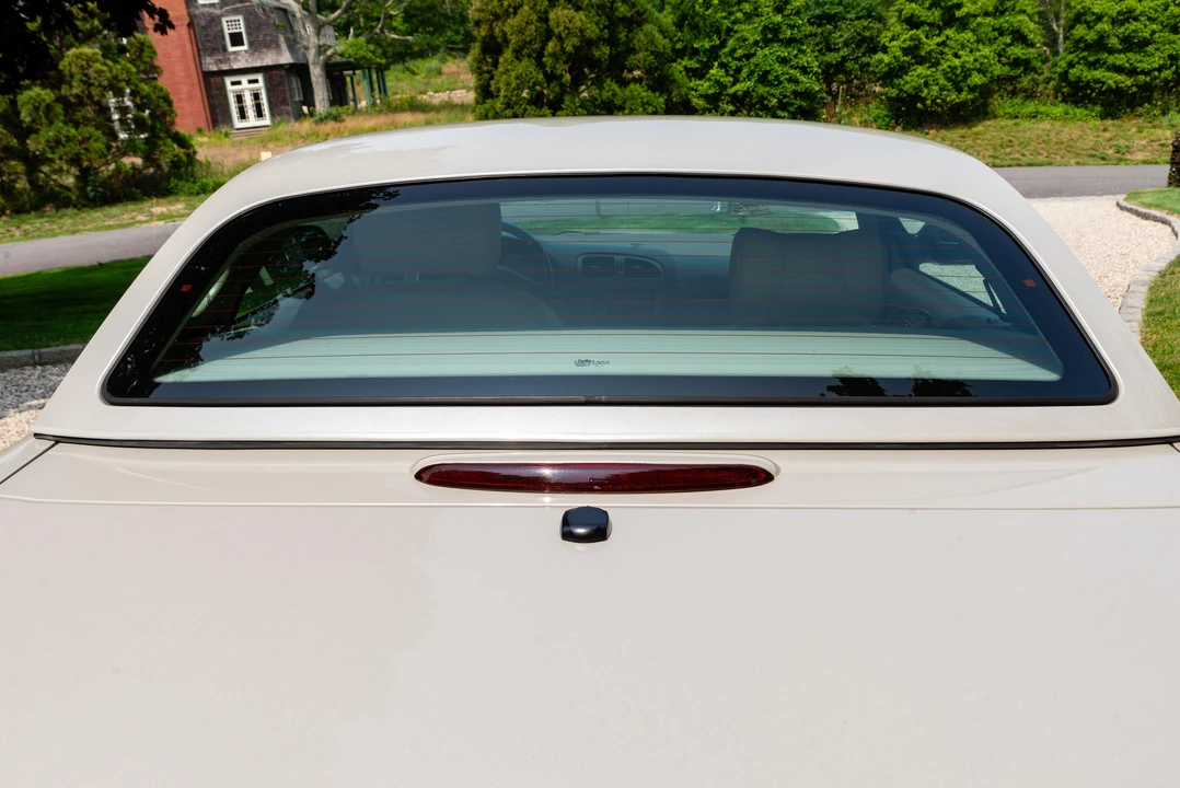 2005 Ford Thunderbird 11th Gen - Image 26 of 31