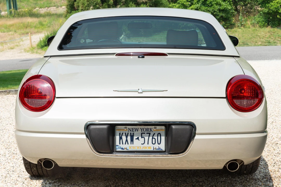 2005 Ford Thunderbird 11th Gen - Image 5 of 31