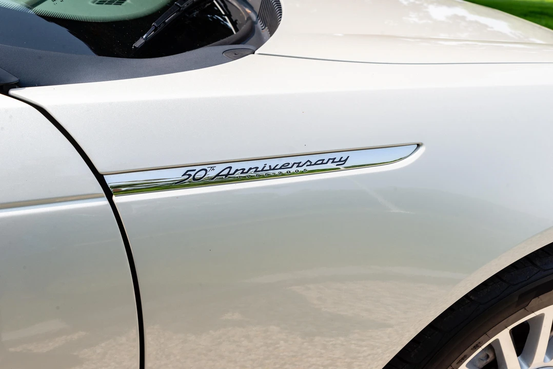 2005 Ford Thunderbird 11th Gen - Image 16 of 31