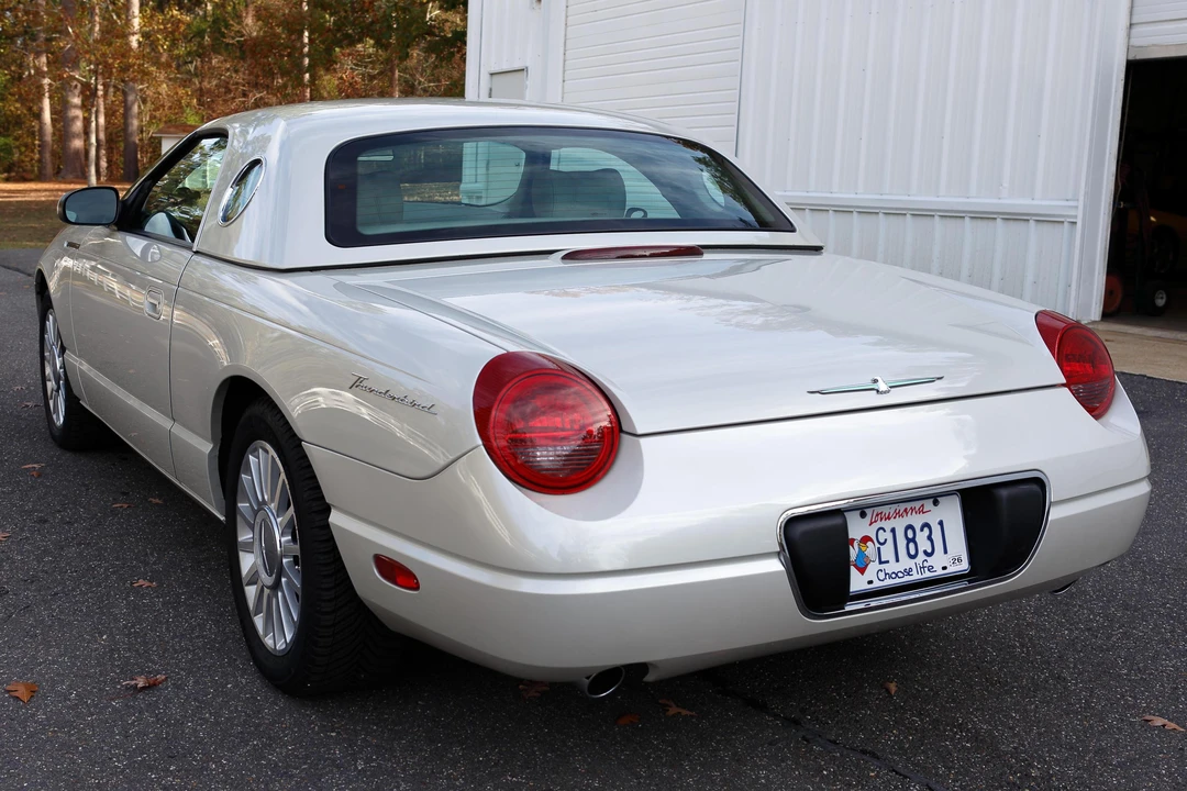 2005 Ford Thunderbird 11th Gen - Image 4 of 31