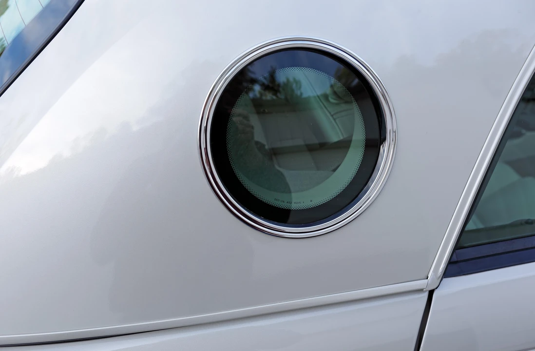 2005 Ford Thunderbird 11th Gen - Image 23 of 31