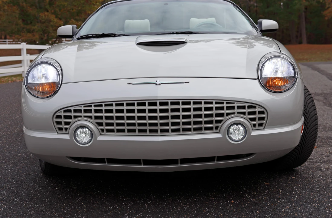 2005 Ford Thunderbird 11th Gen - Image 12 of 31