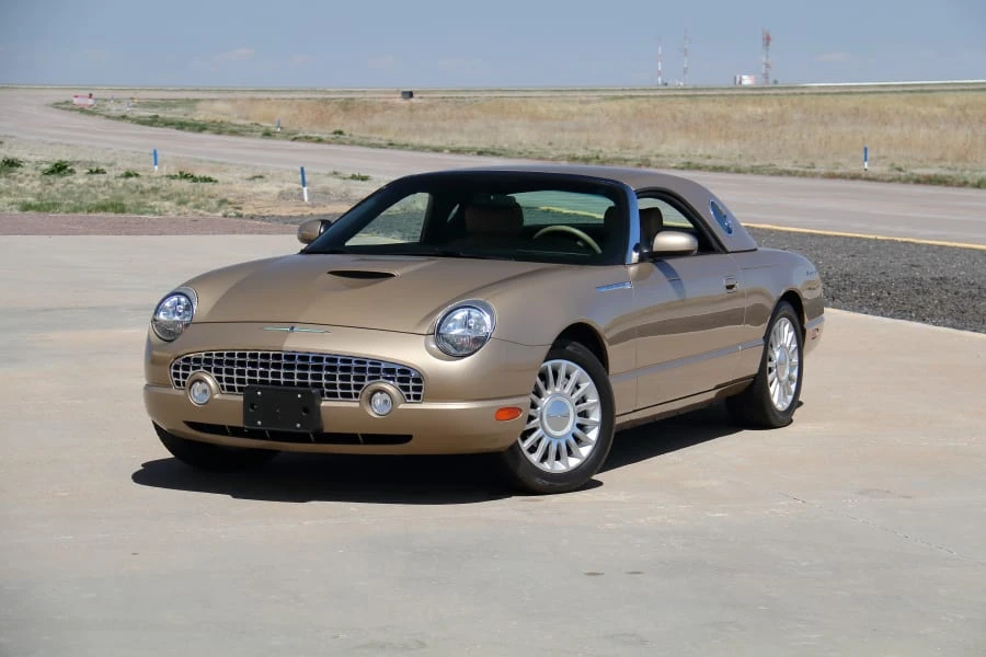 2005 Ford Thunderbird 11th Gen - Image 17 of 31