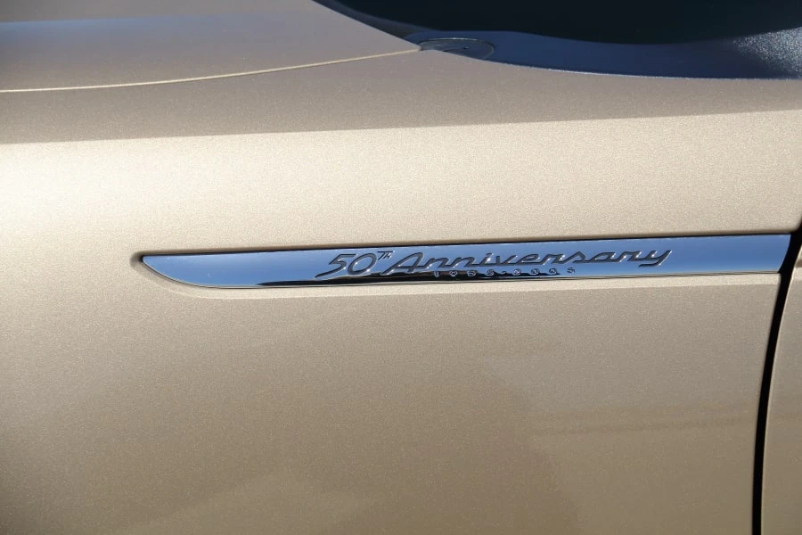 2005 Ford Thunderbird 11th Gen - Image 21 of 31