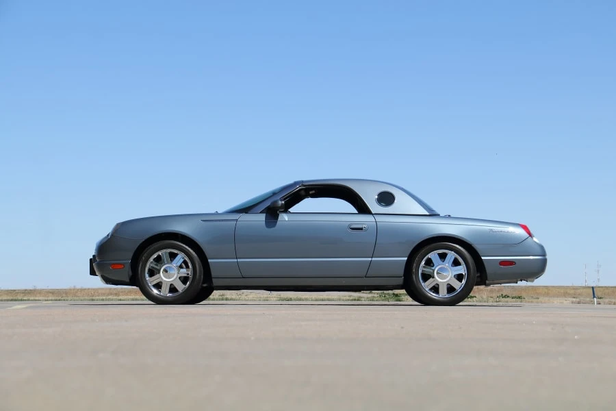 2005 Ford Thunderbird 11th Gen - Image 8 of 31