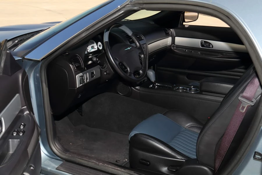 2005 Ford Thunderbird 11th Gen - Image 25 of 31