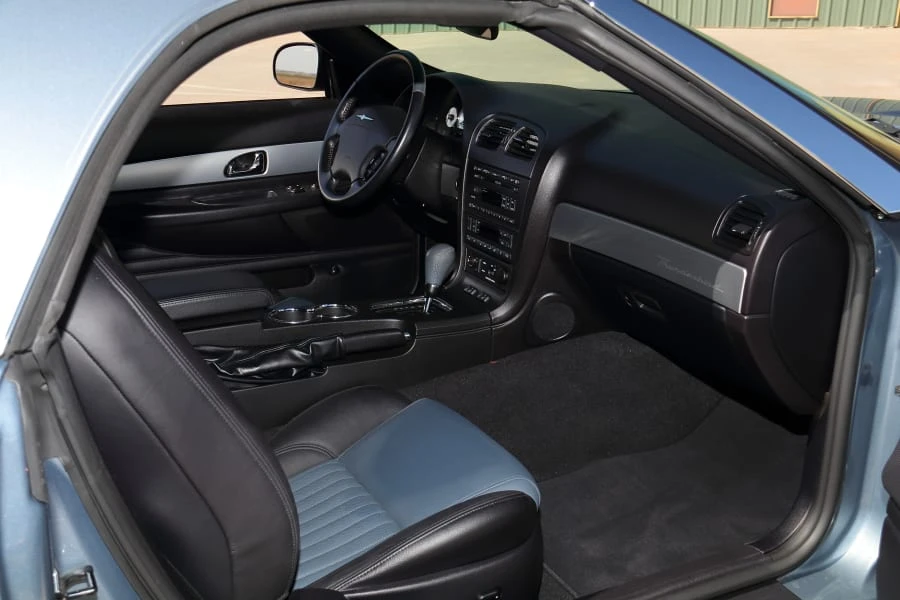 2005 Ford Thunderbird 11th Gen - Image 26 of 31