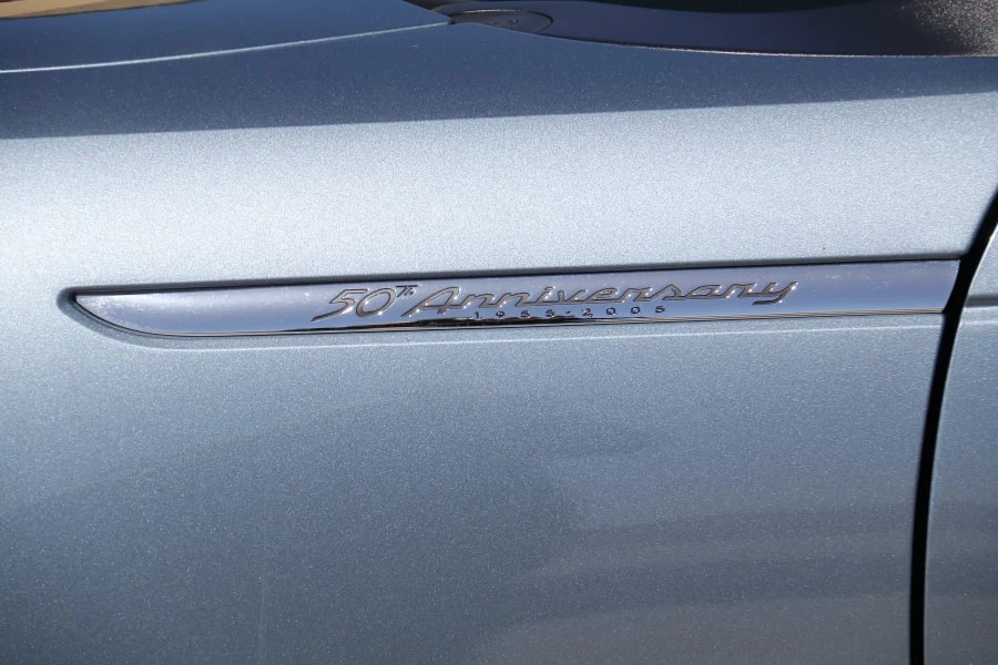 2005 Ford Thunderbird 11th Gen - Image 23 of 31