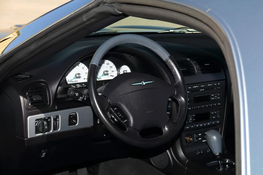 2005 Ford Thunderbird 11th Gen - Image 29 of 31
