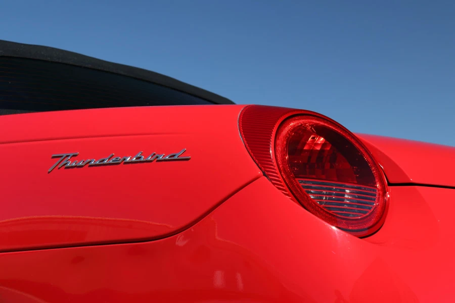 2005 Ford Thunderbird 11th Gen - Image 8 of 31