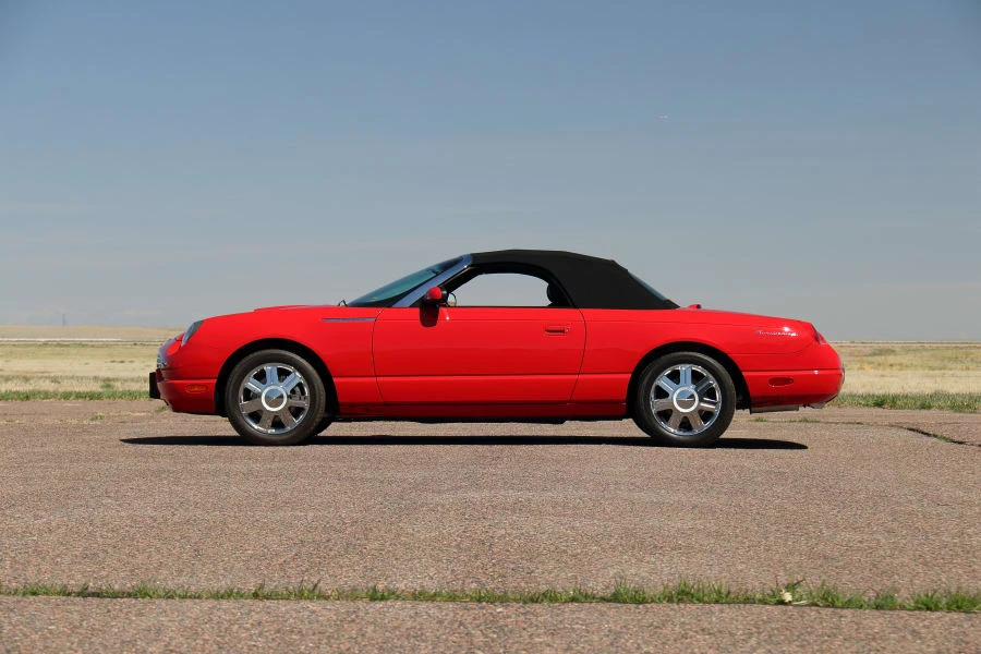 2005 Ford Thunderbird 11th Gen - Image 21 of 31