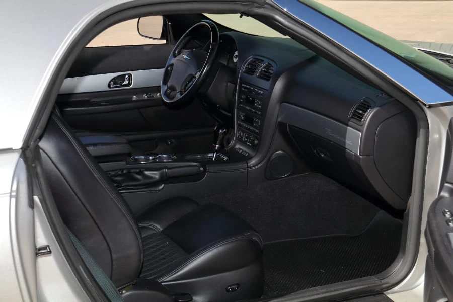 2005 Ford Thunderbird 11th Gen - Image 24 of 31