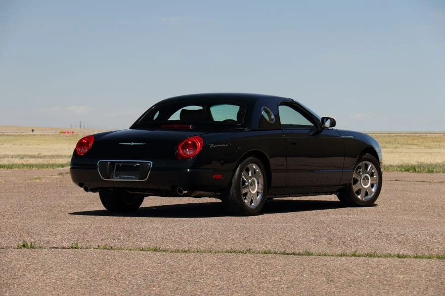 2005 Ford Thunderbird 11th Gen - Image 3 of 31