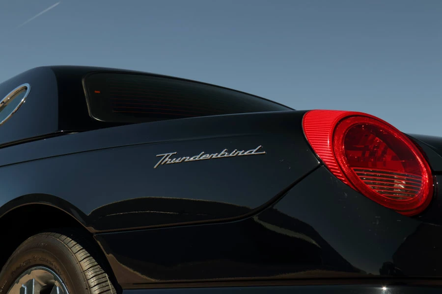 2005 Ford Thunderbird 11th Gen - Image 7 of 31
