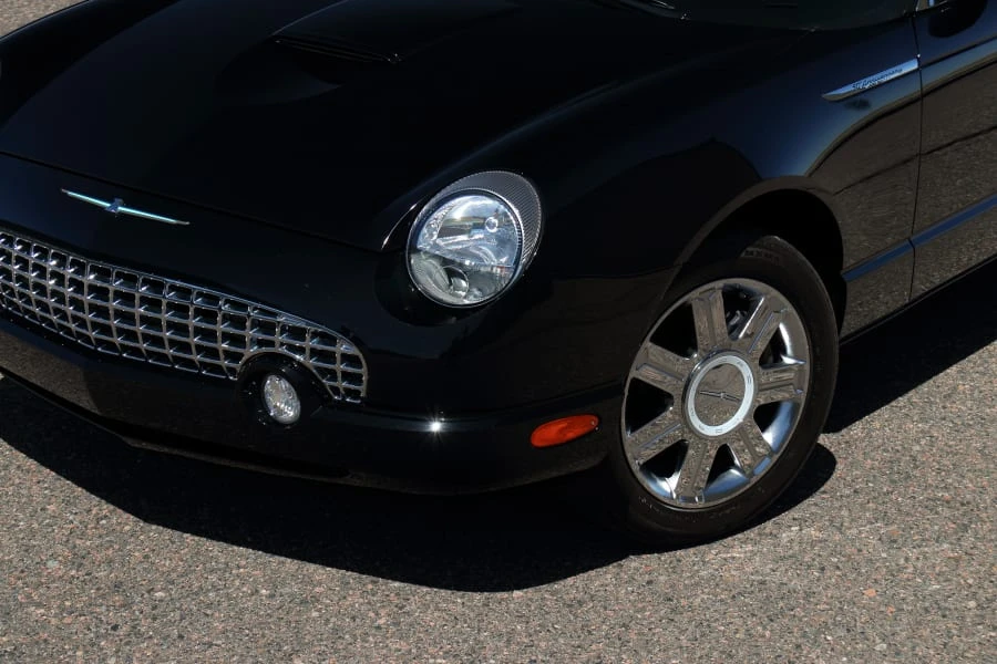 2005 Ford Thunderbird 11th Gen - Image 9 of 31