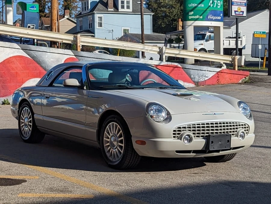2005 Ford Thunderbird 11th Gen - Image 9 of 31