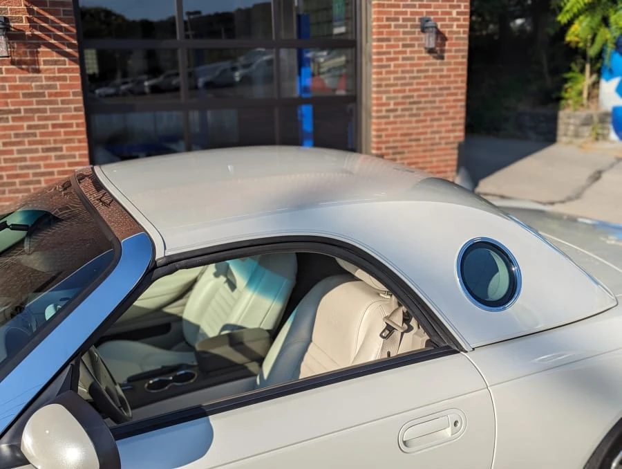 2005 Ford Thunderbird 11th Gen - Image 17 of 31