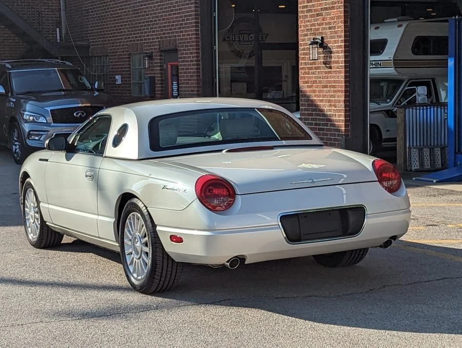 2005 Ford Thunderbird 11th Gen - Image 6 of 31