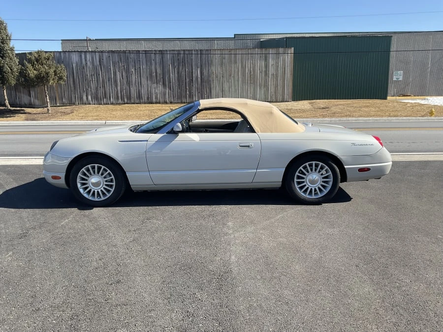 2005 Ford Thunderbird 11th Gen - Image 7 of 16