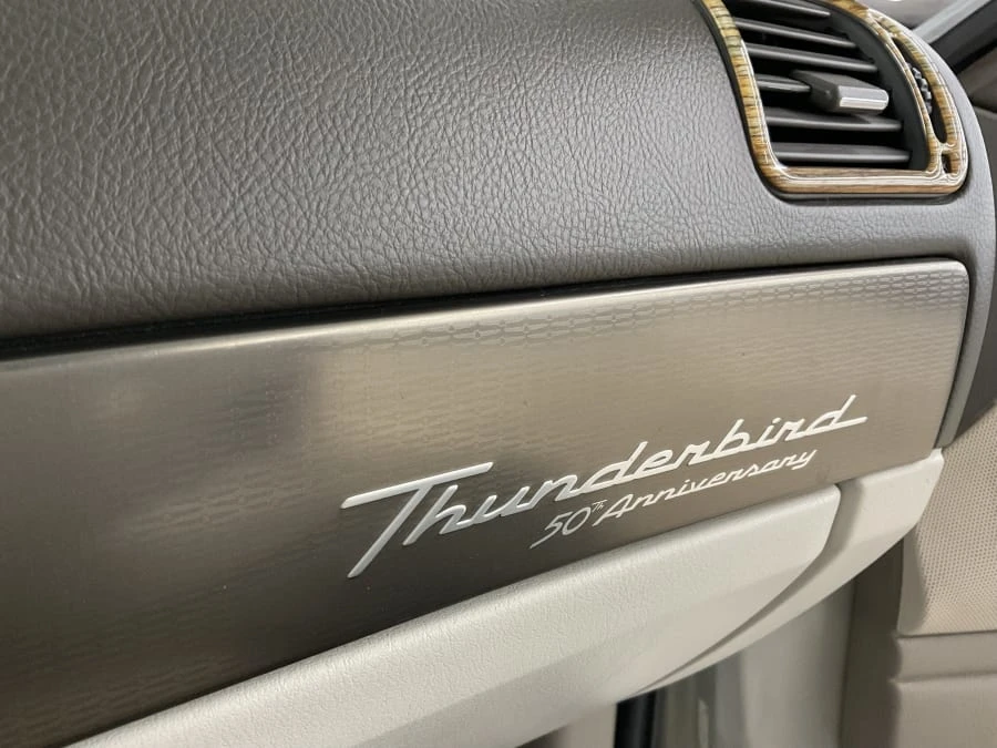 2005 Ford Thunderbird 11th Gen - Image 19 of 22