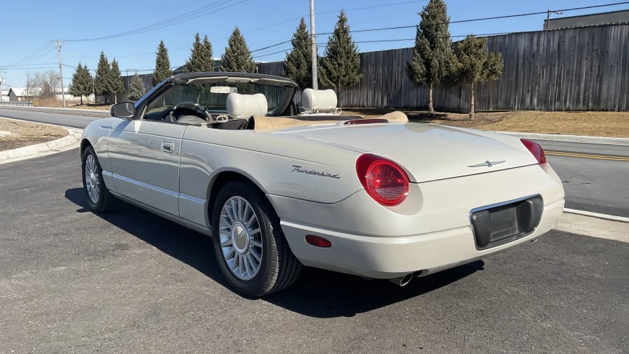 2005 Ford Thunderbird 11th Gen - Image 3 of 22