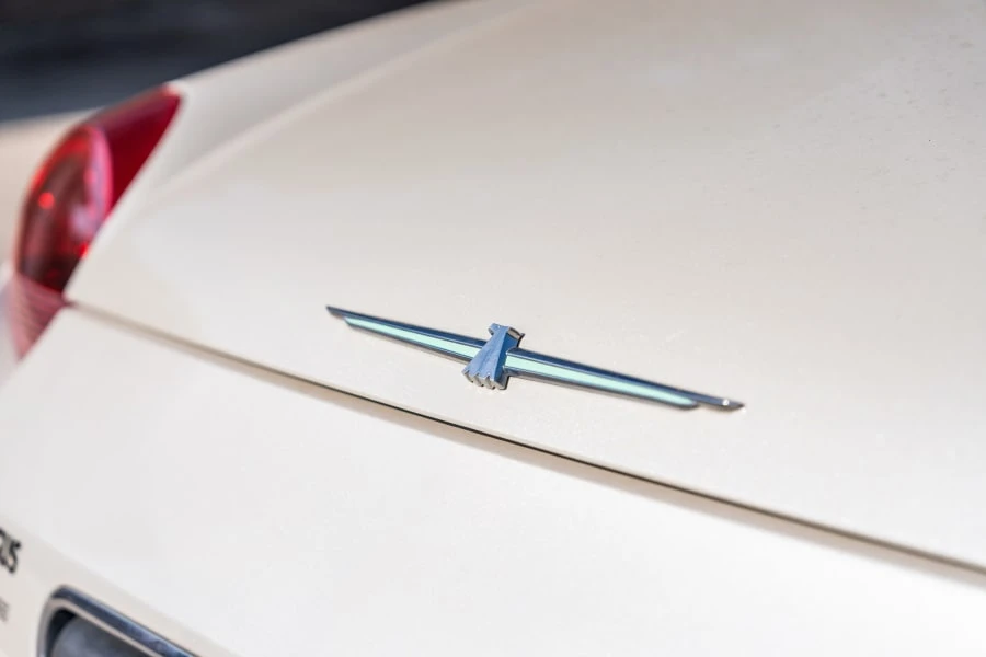 2005 Ford Thunderbird 11th Gen - Image 8 of 31