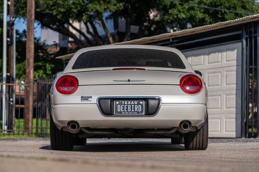 2005 Ford Thunderbird 11th Gen - Image 12 of 31