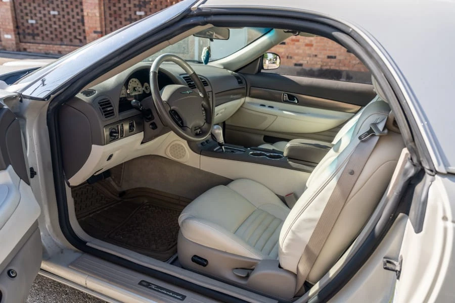 2005 Ford Thunderbird 11th Gen - Image 15 of 31