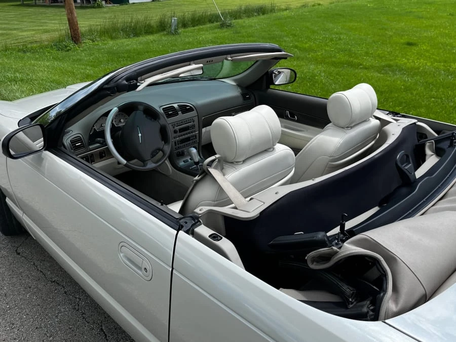 2005 Ford Thunderbird 11th Gen - Image 15 of 29