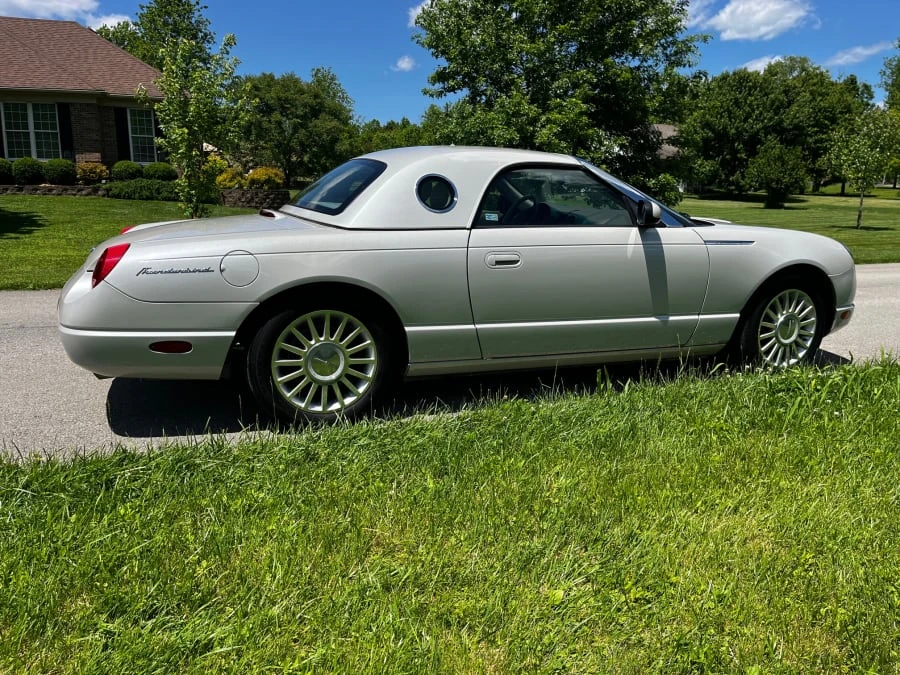 2005 Ford Thunderbird 11th Gen - Image 5 of 29
