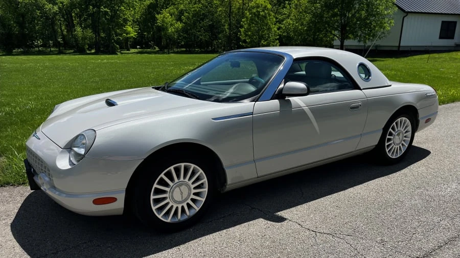 2005 Ford Thunderbird 11th Gen - Image 4 of 29
