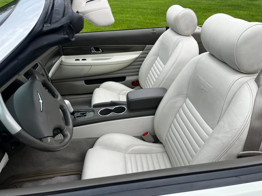 2005 Ford Thunderbird 11th Gen - Image 19 of 29