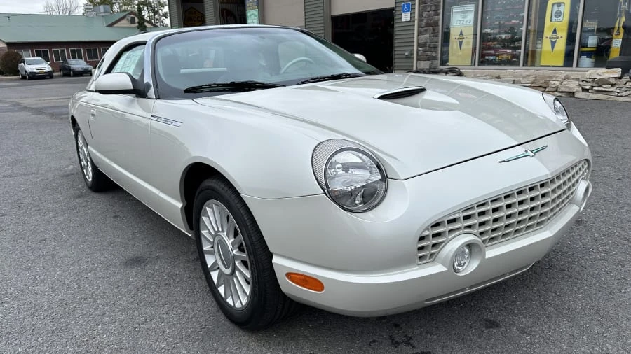 2005 Ford Thunderbird 11th Gen - Image 6 of 24
