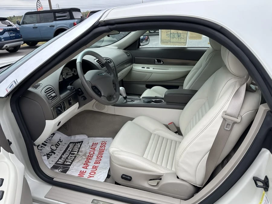 2005 Ford Thunderbird 11th Gen - Image 11 of 24