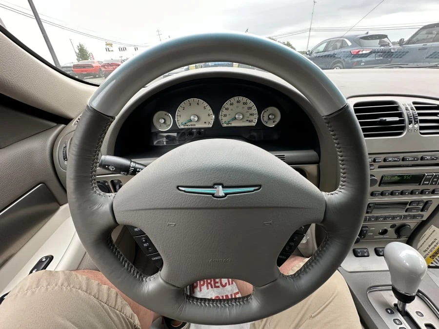 2005 Ford Thunderbird 11th Gen - Image 12 of 24